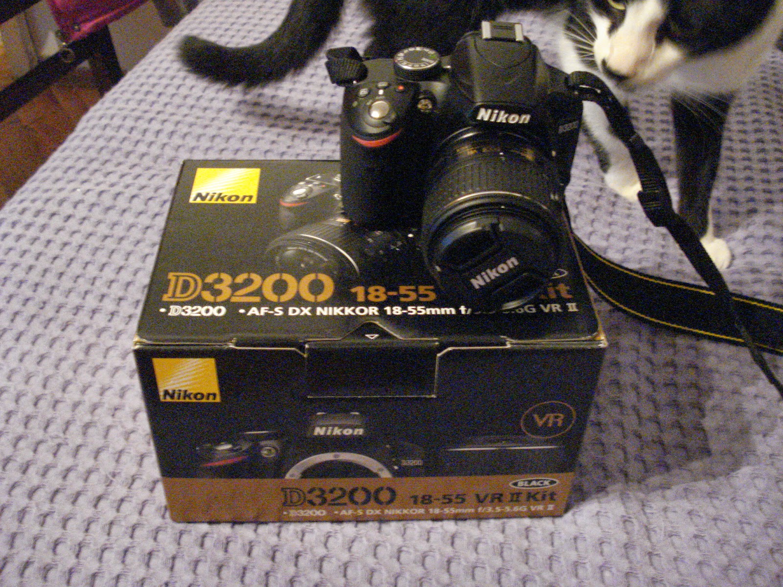 Nikon d3200 Kit коробка
